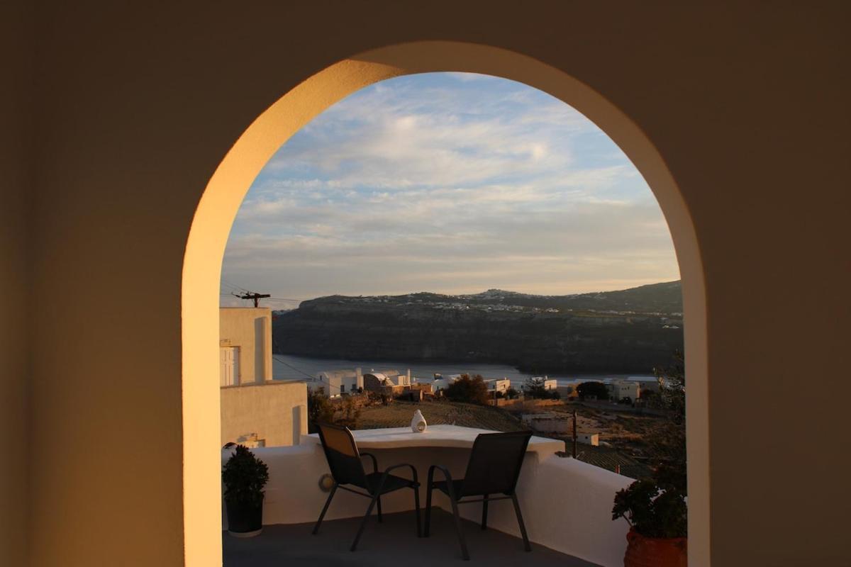 Villa Solasta #2 With Jacuzzi In Santorini Akrotírion 外观 照片