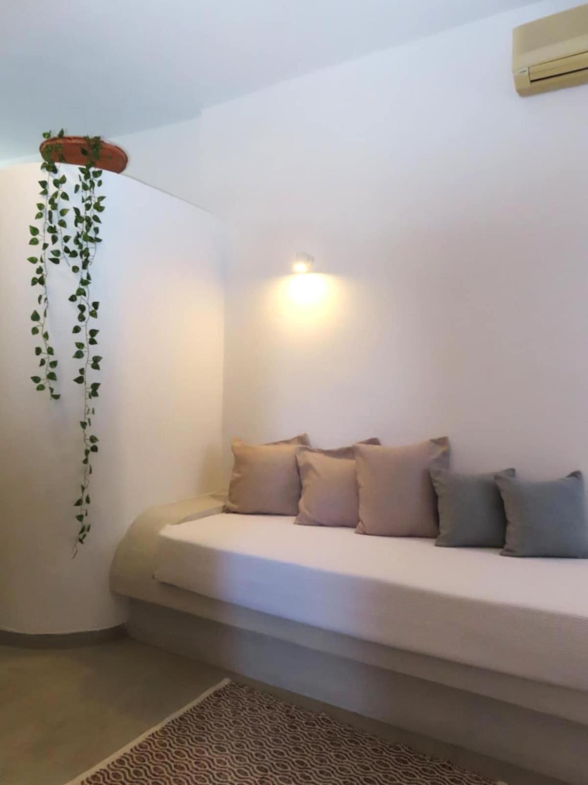 Villa Solasta #2 With Jacuzzi In Santorini Akrotírion 外观 照片